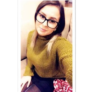 Meet your Posher, Veronica